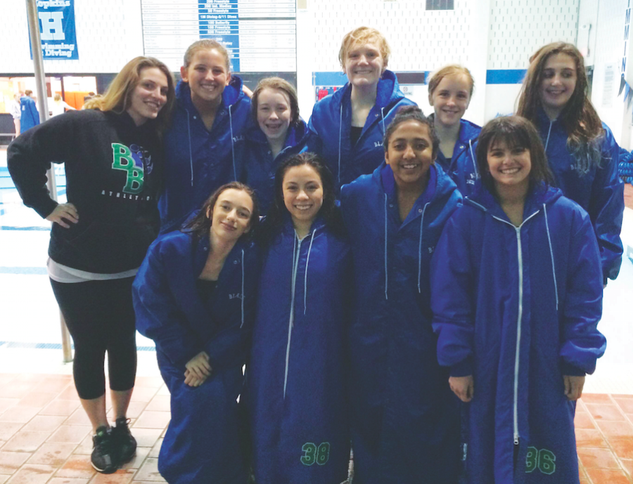 The girls have shown dedication to improvement and learning as a first year team. Clockwise from top left: Coach Ashley Magnuson, Josie Lagerstrom ‘18, Isabel Friedell ‘19, Rachel Eggert ‘19, Madeline Dopp ‘20, Emma Wilson ‘19, Casey Stocking ‘20, Roshnee Tarafder ‘19, Eva Motolinia ‘18, and Sierra Hoff ‘19.