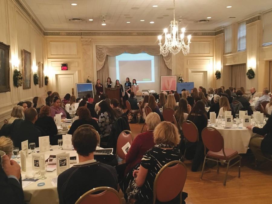 From left: Libby Rickeman ‘17, Sophie Smith ‘17, Raye Gleekel ‘17, Isabel Hall ‘16, and Lucy Burton ‘17 present to a crowd of over 100 on sex trafficking awareness.