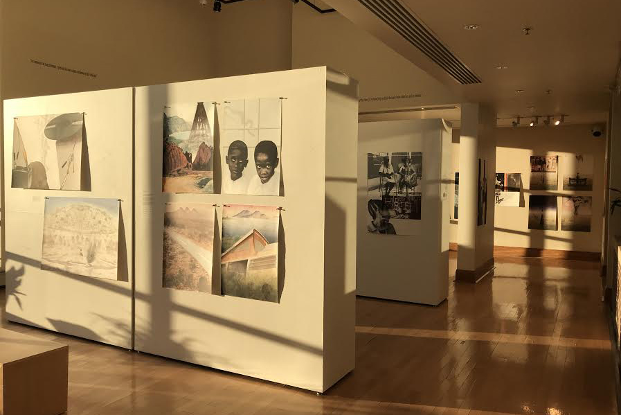 Bethke’s art portraying South African culture hung in the Martha Bennett Gallery spanning from February 21 to March 14. 
